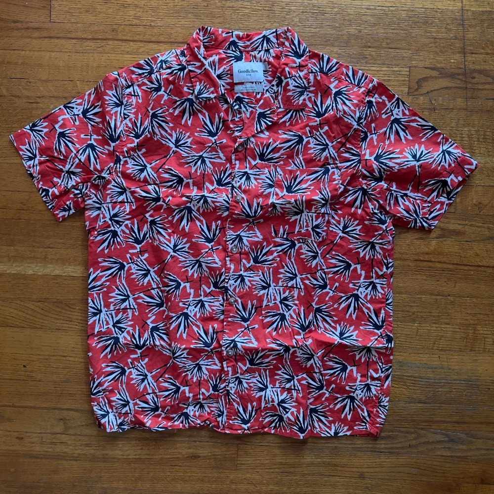 Goodfellow & Co Slim Fit Red Tropical Print Short Sleeve Button Down Shirt